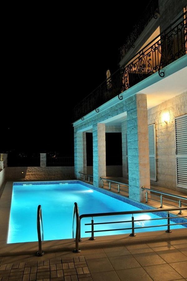 Villa Mare Apartments Tivat Buitenkant foto