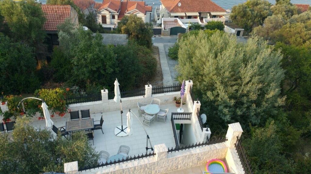Villa Mare Apartments Tivat Buitenkant foto